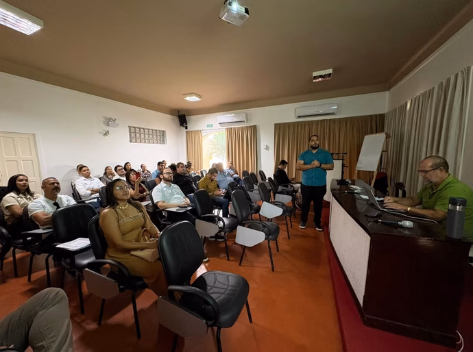 Prefeitura de Penedo realiza treinamento sobre Pré-ITBI com cartórios, corretores, advogados e OAB
