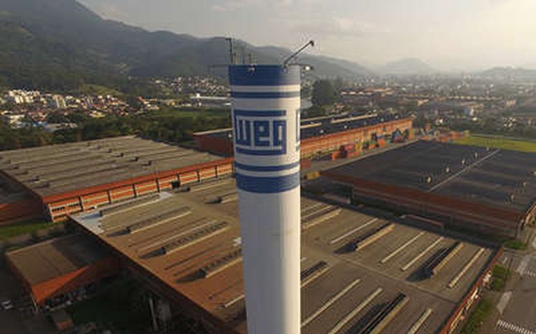 Weg implanta redução de salários e jornada em duas unidades de SC
