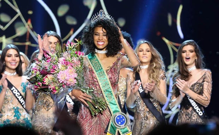 Miss Paraná leva a coroa de Miss Brasil 2016