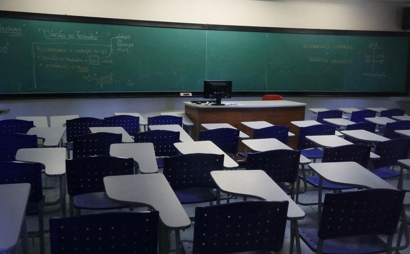 MEC publica edital do Prouni do 2º semestre; inscrição começa dia 30