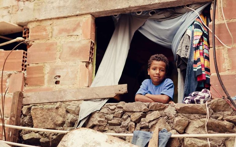 Estudo diz que 4 milhões de brasileiros voltaram à pobreza