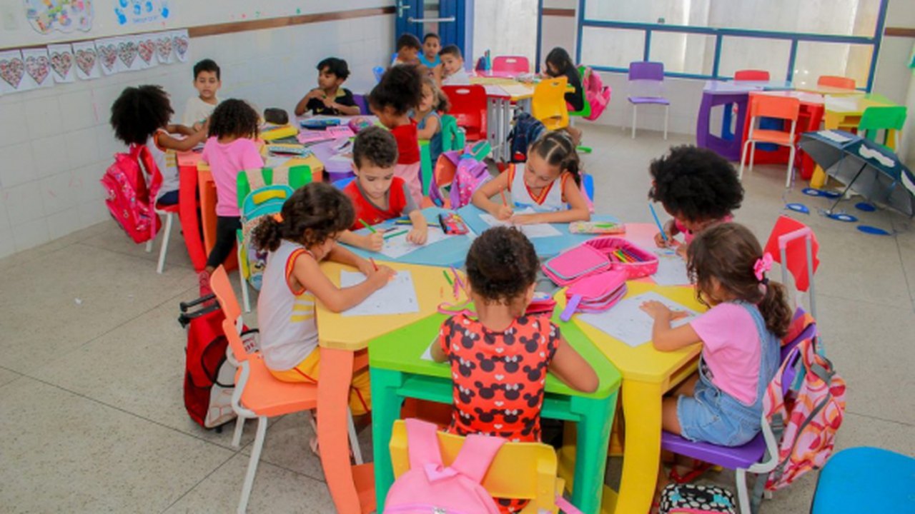 Ronaldo Lopes reforça segurança nas escolas da Prefeitura de Penedo