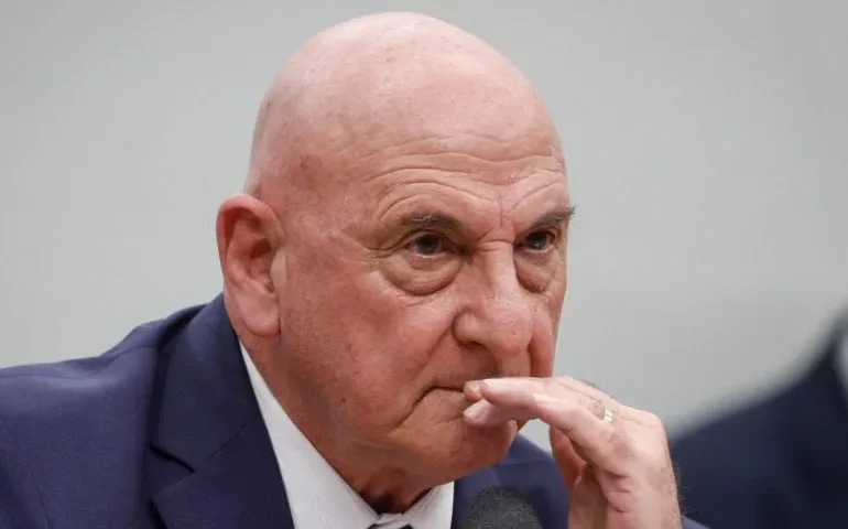 G. Dias admite à CPMI que fez má avaliação de 8 de janeiro