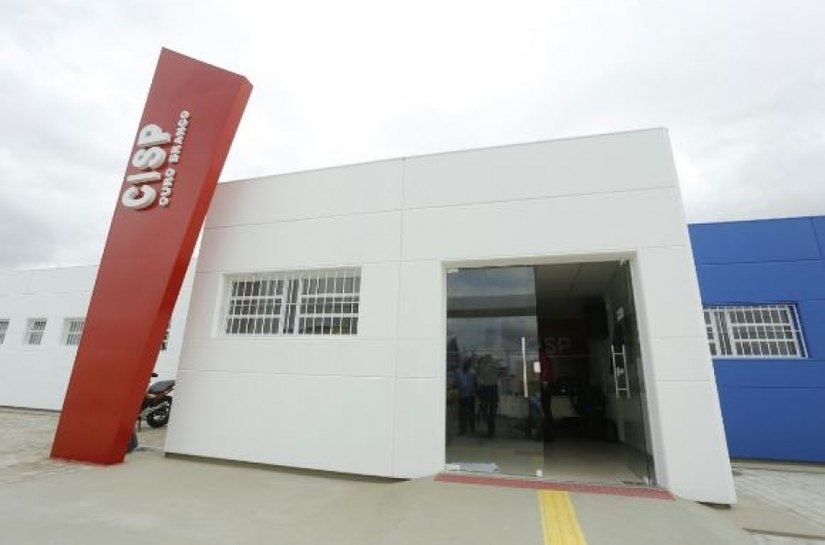 Governo entrega Cisp de Cajueiro e autoriza obra de unidade em Viçosa nesta quarta