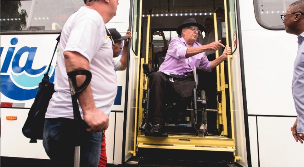 LEONEL AQUINO CADEIRANTE ÔNIBUS / Foto: Arquivo pessoal