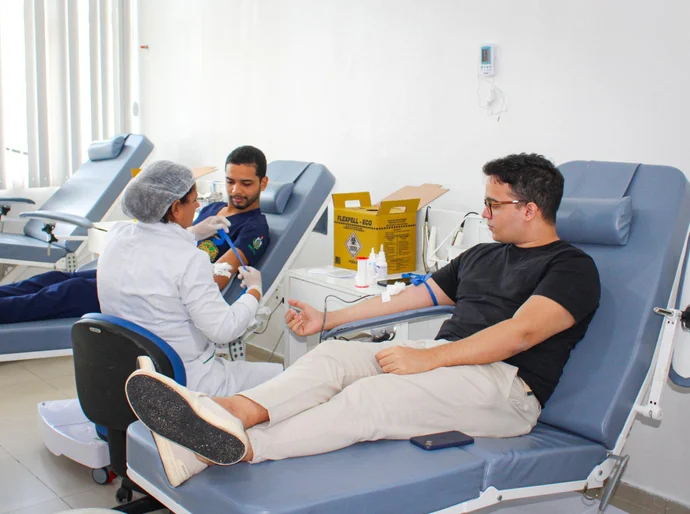 Servidores da CGE e da Alagoas Previdência participam de doação voluntária de sangue no Hemoal