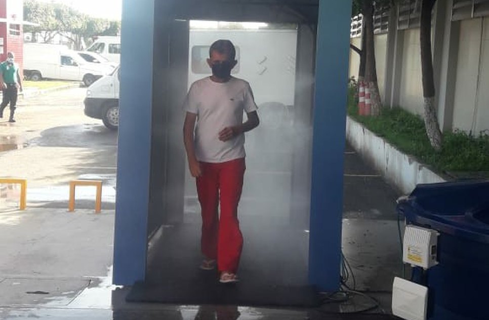 tunel desinfectante