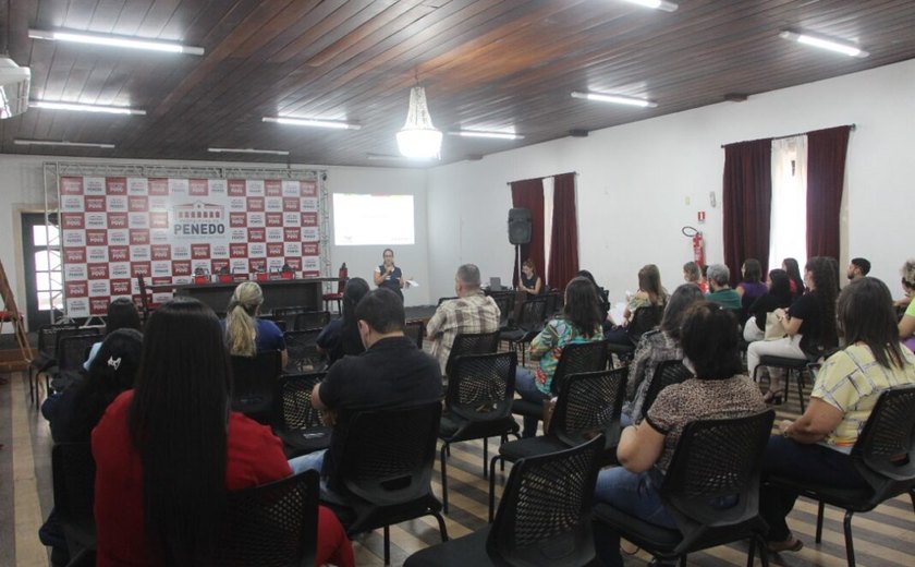 Secretaria de Saúde de Penedo orienta médicos e enfermeiros sobre Varíola dos Macacos