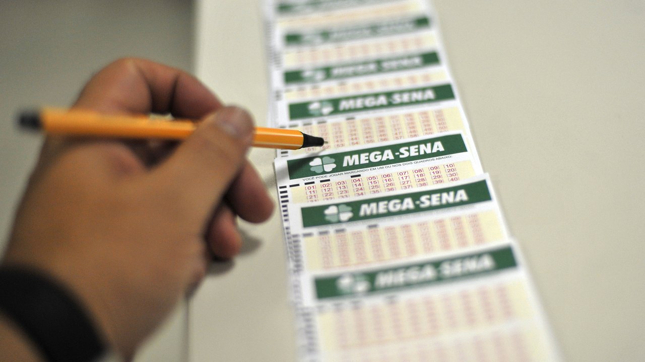 Mega-Sena sorteia prêmio de R$ 3,5 milhões nesta terça-feira