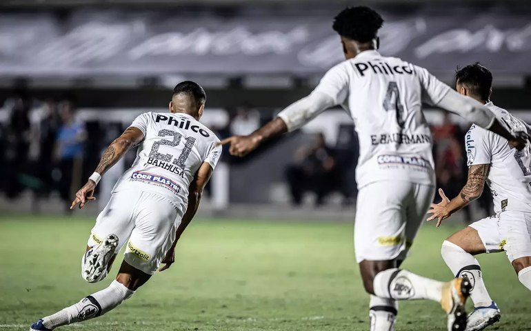 Santos bate Atlético-GO e quebra jejum de cinco jogos sem vencer na Vila Belmiro