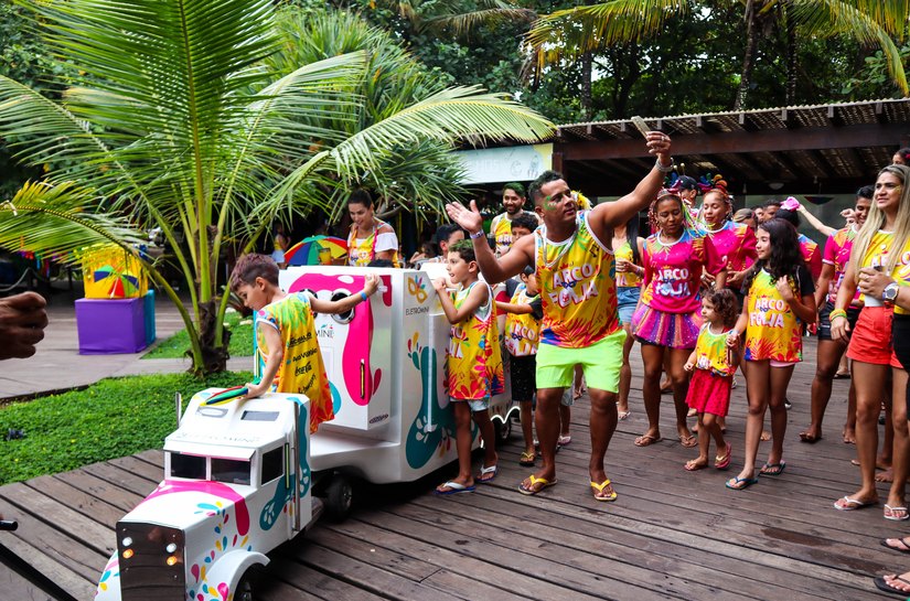 Carnaval 2026: Programações exclusivas dos hotéis em todo o Brasil vão de baile infantil a oficina de máscaras e SPA