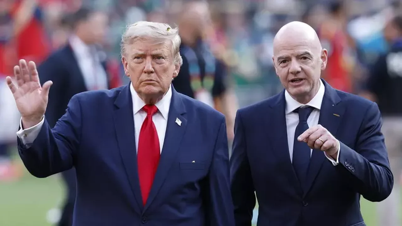 Trump é vaiado pela torcida em premiação da Copa de 2026