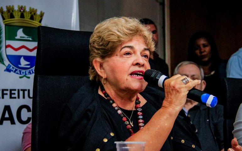 Projeto leva aulas por meio de rádio para alunos do Município