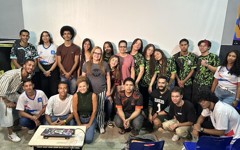 Cinema que nasce na escola: como um cineclube na rede pública de ensino está formando novos olhares