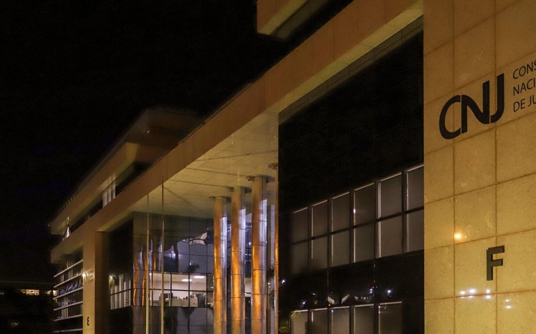 Maioria das decisões judiciais na última década reforça liberdade de imprensa, aponta estudo
