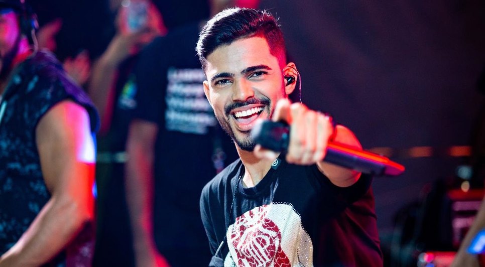 LUANZINHO MORAES