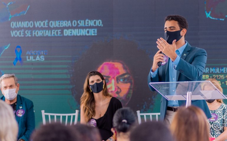 Prefeito JHC abre campanha e institucionaliza o Agosto Lilás na capital