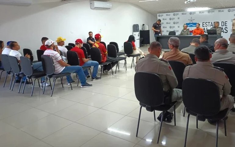 Reforço na segurança: mais de 240 policiais estarão atuando no jogo CRB x Santos neste domingo em Maceió