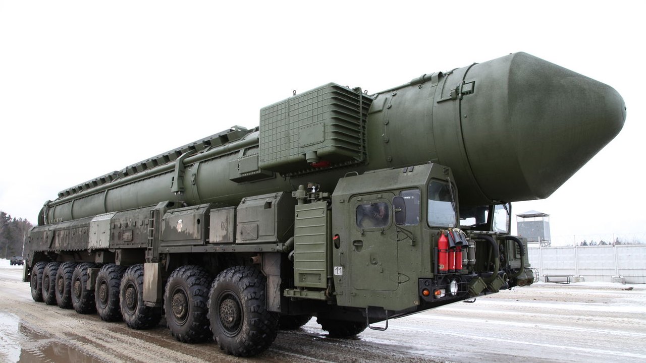 Potências alavancam gastos com armas nucleares e modernizam arsenais em meio à escalada de tensões geopolíticas