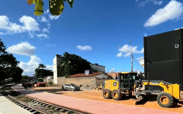 Ciclovia do Trabalhador recebe mais 300 metros de pavimentação em Arapiraca