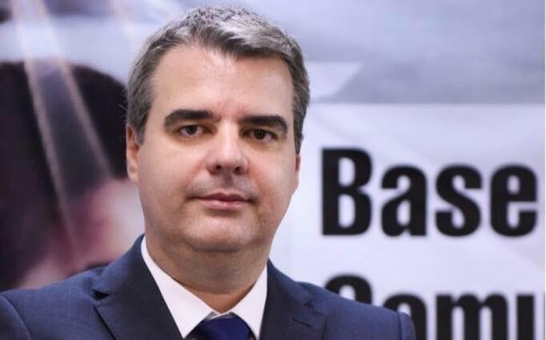 “Escola 10 surge como programa estratégico e bem estruturado”, diz diretor do MEC