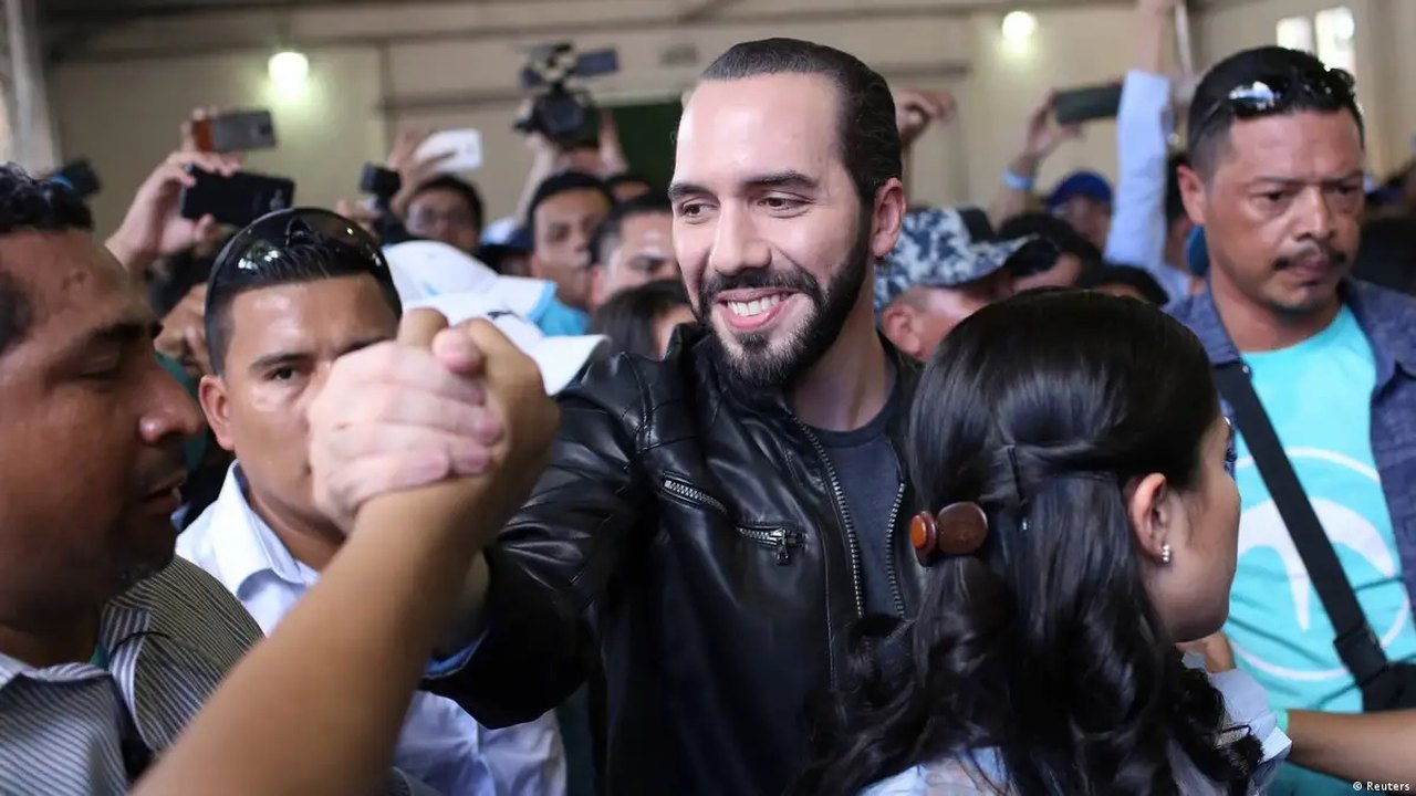 Método Bukele é promessa em campanhas no Equador e Guatemala, mas dificilmente será posto em prática