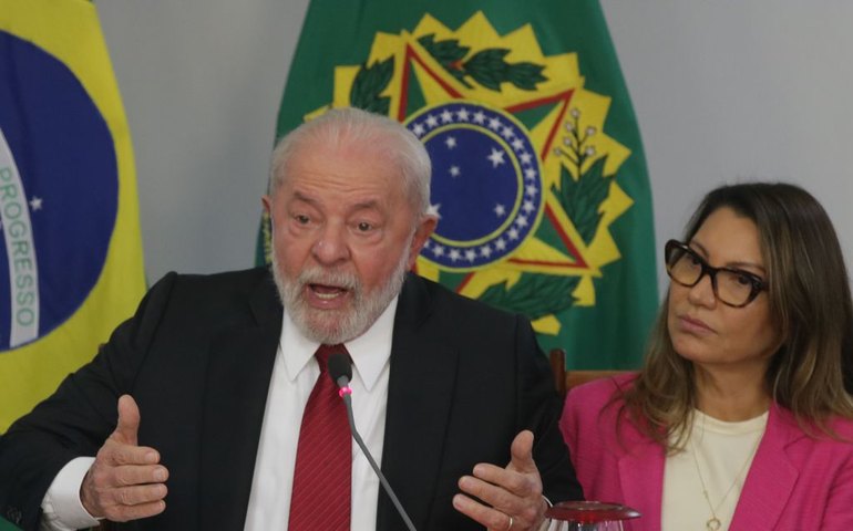 Lula volta a prometer isenção de Imposto de Renda para quem ganha até R$ 5 mil