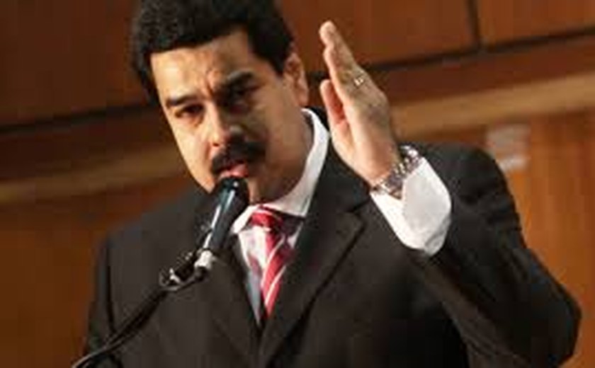 Maduro pede a Obama que pare com sanções a funcionários venezuelanos