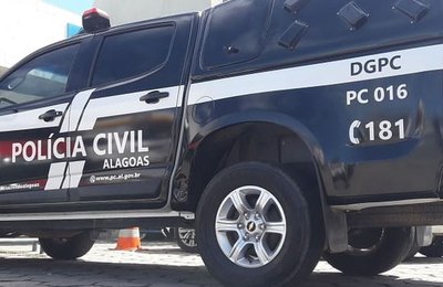 Mulher é autuada em flagrante por matar o filho ao dormir sobre ele