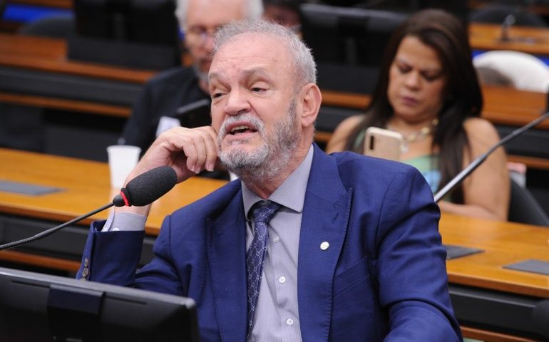 Comissão aprova projeto que amplia prioridade no atendimento de saúde para pessoas com deficiência