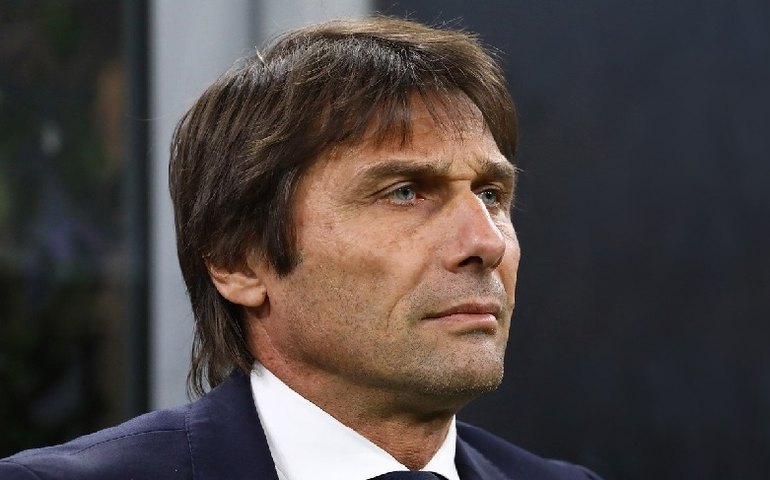 Conte se afasta do Tottenham para se recuperar de operação: ‘Fui impaciente’