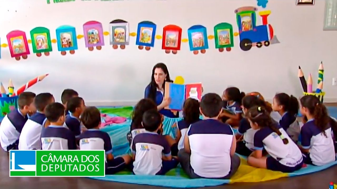 Curso de educação antirracista é lançado em audiência na Câmara dos Deputados
