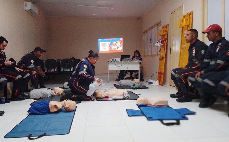 NEP Itinerante do Samu capacita socorristas da Base Descentralizada, em Marechal Deodoro
