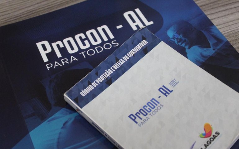 Procon Alagoas celebra os 35 anos do Código de Defesa do Consumidor