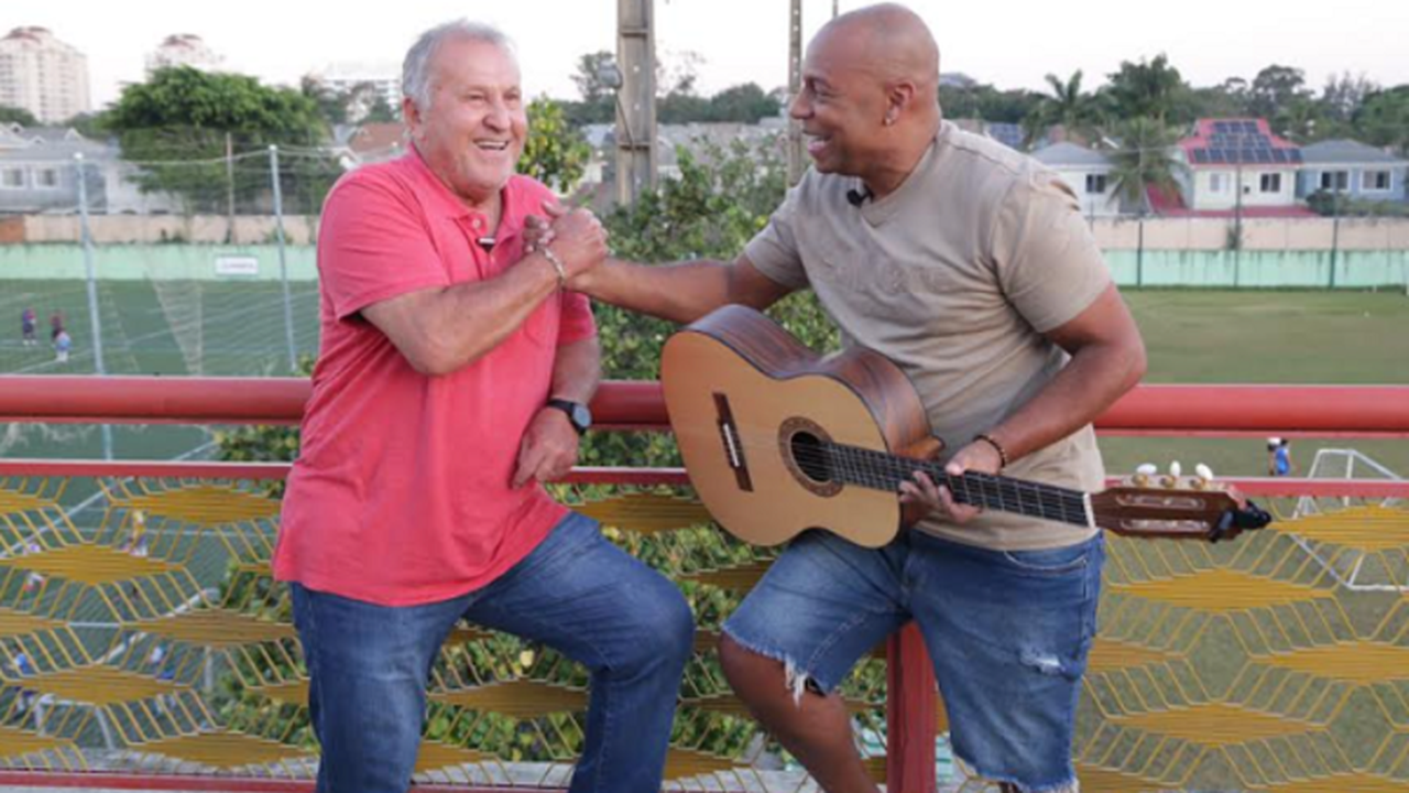 Délcio Luiz sobe clipe com a participação de Zico