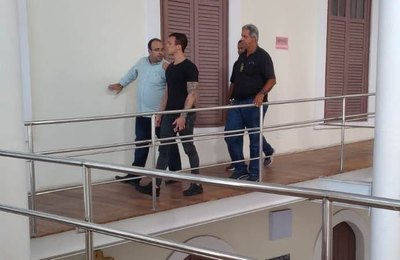 Homem preso acusado de furtar armas em museu não é o verdadeiro criminoso, diz delegado Leonam Pinheiro