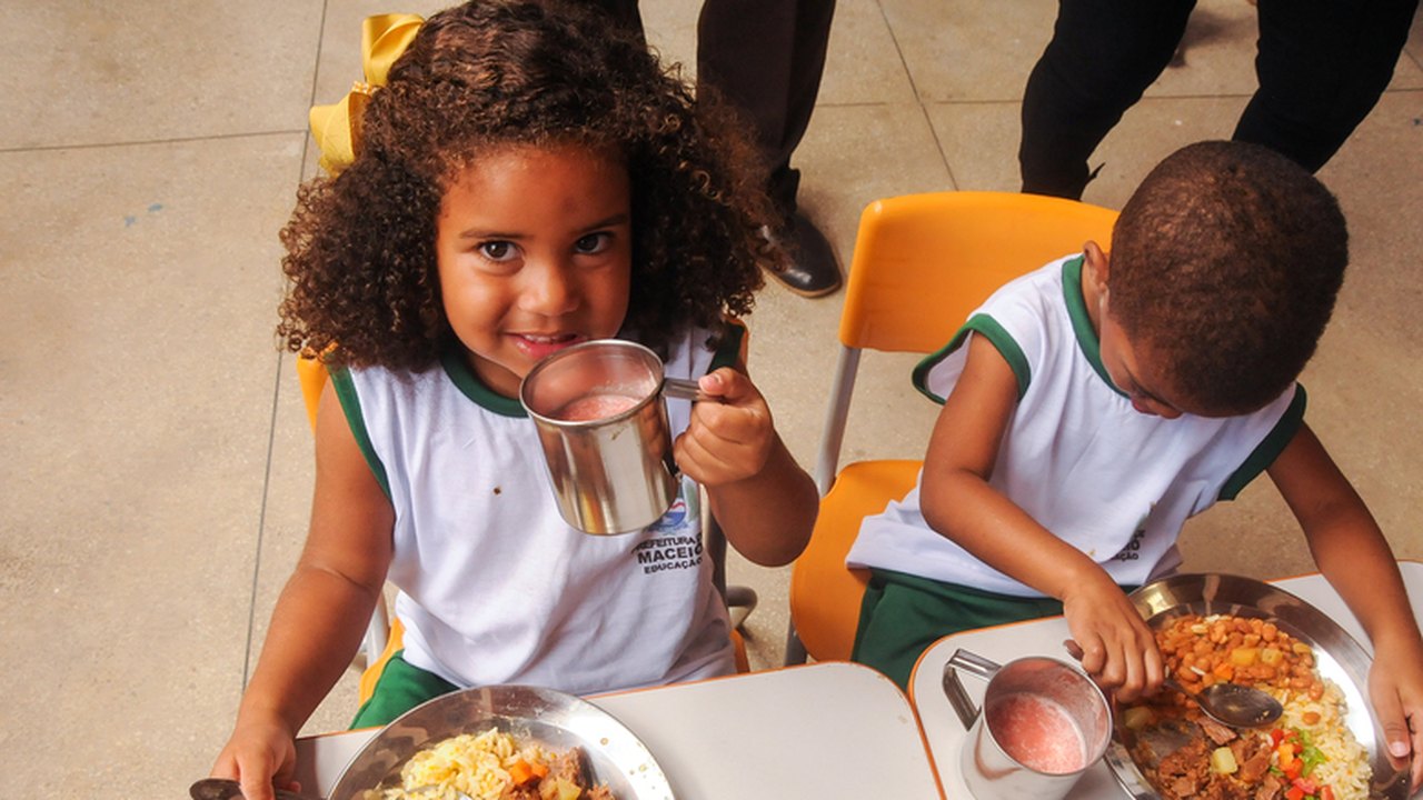 Educação realiza capacitação para novos merendeiros da rede municipal