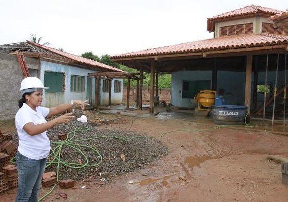 Governador inaugura escola indígena em Palmeira dos Índios