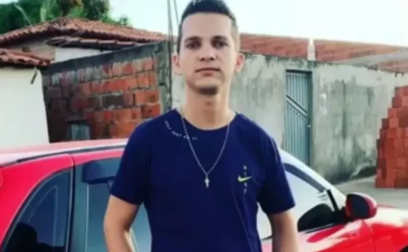 Turista do Piauí salva namorada, mas morre afogado no Rio São Francisco