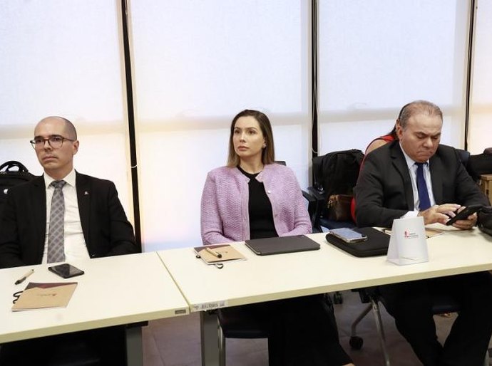 Conselheira Renata Calheiros participa de curso em Brasília sobre Inteligência Artificial Generativa com foco no Controle Externo