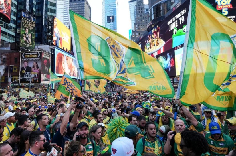 Rumor sobre brasileiros na Times Square levanta dúvida: quando um visto americano pode ser cancelado?