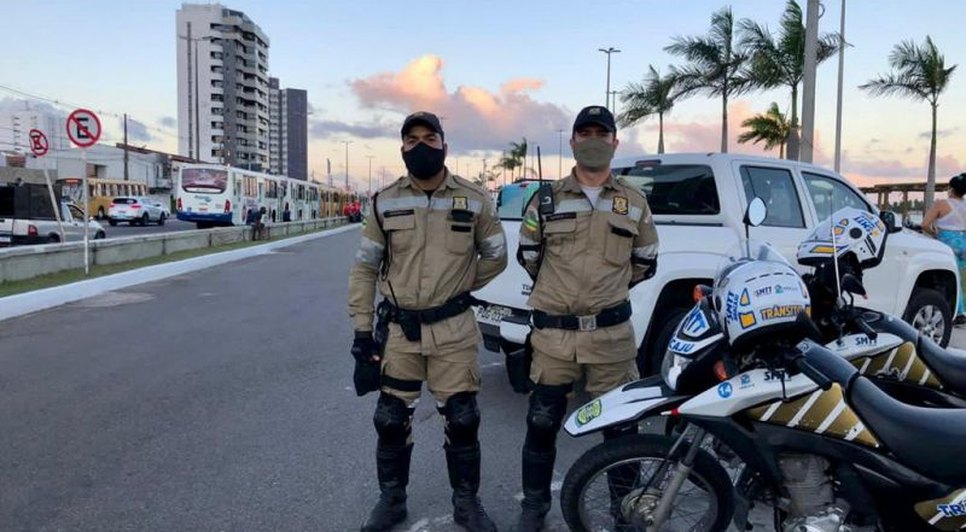 Trânsito na Avenida Beira Mar em Aracaju fica parcialmente bloqueado neste sábado / Foto: Foto: SMTT/Aracaju