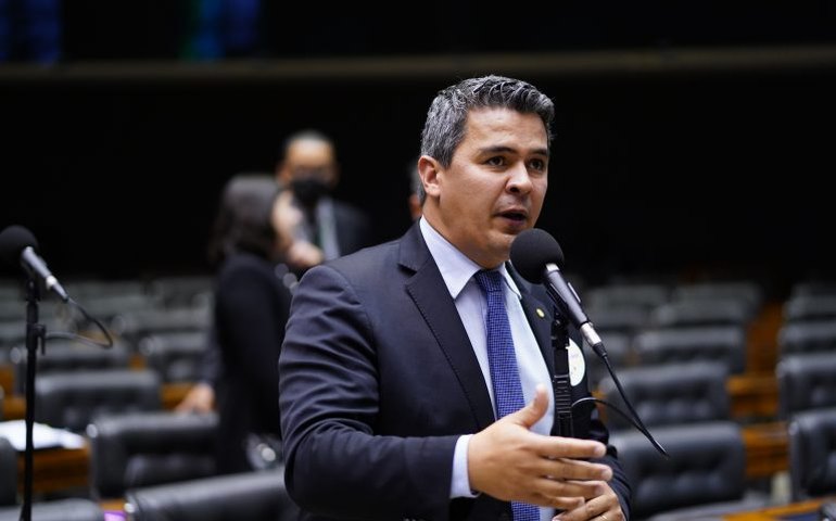 Comissão aprova projeto que prevê isenção fiscal para equipamentos de academias