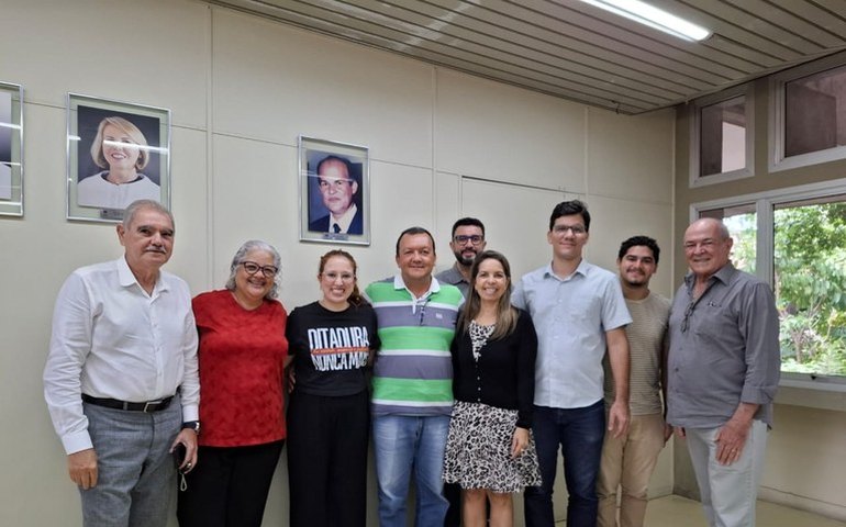 Comissão da Memória e Verdade recebe membros da Comissão Jayme Miranda