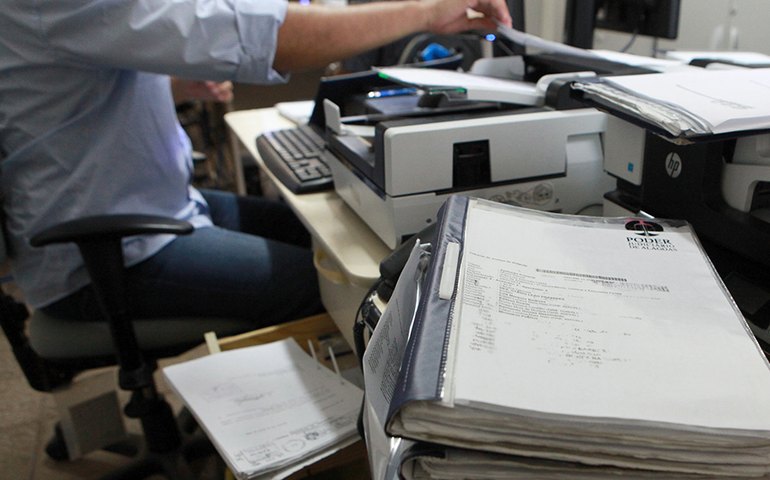 Servidores de seis comarcas recebem certificação digital