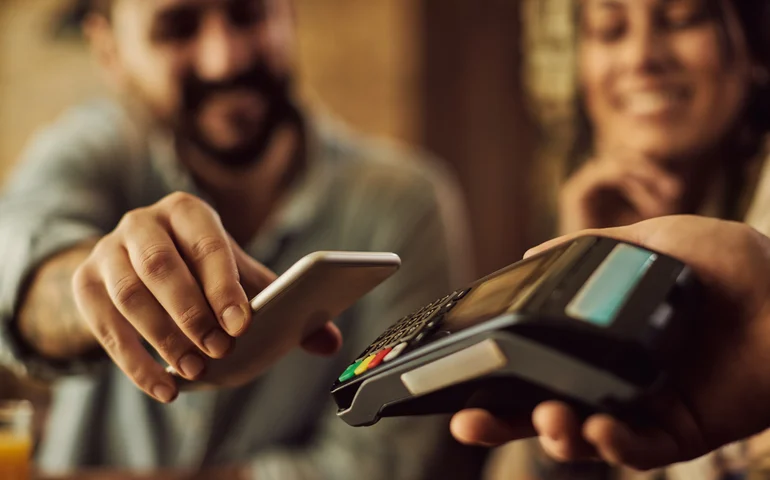 Cartão de crédito segue como preferido dos brasileiros, mesmo com avanço do Pix