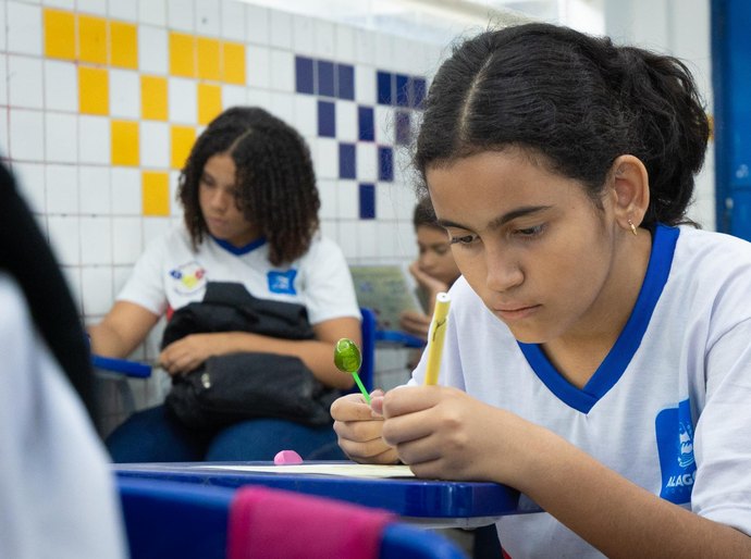 Matrícula online para estudantes novatos da rede estadual começa na segunda, 8