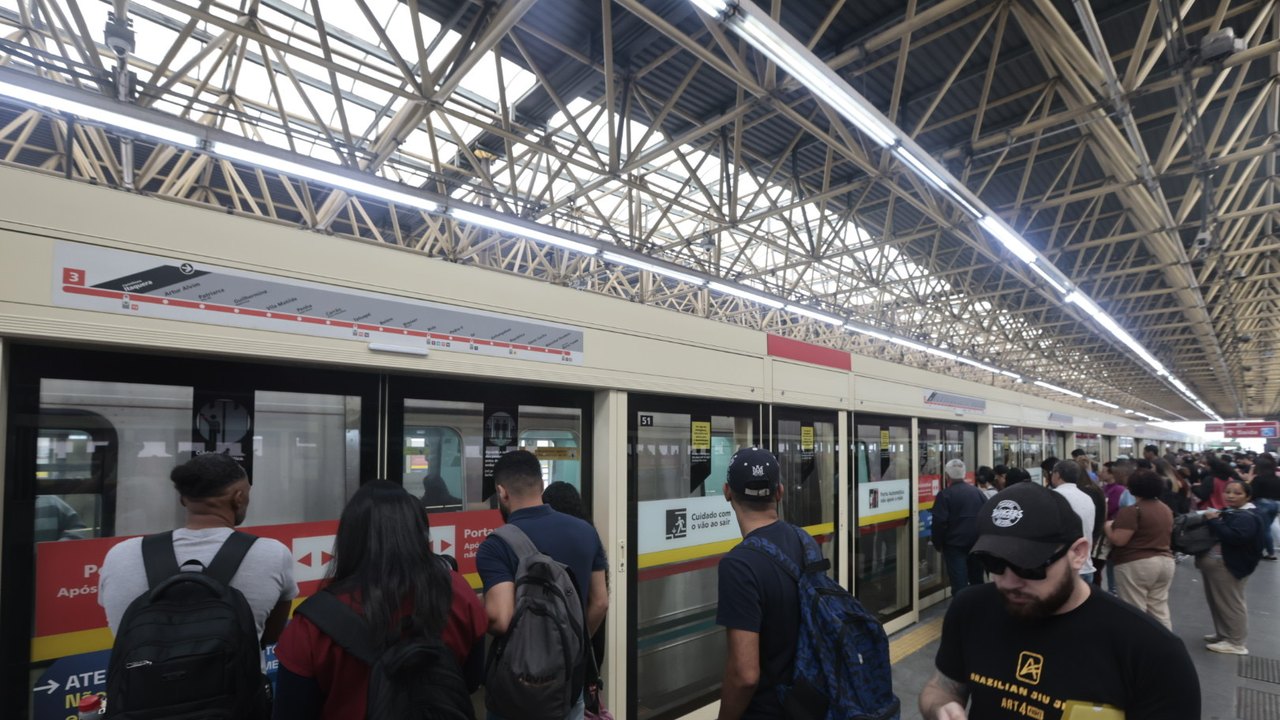 Governo de SP assegura que não haverá demissões na CPTM