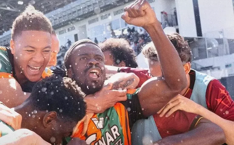 Venezia garante retorno à Série A após empate e tropeço do Monza