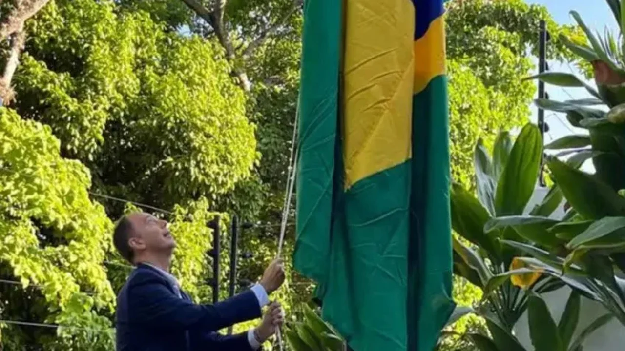 Brasil só deve deixar Embaixada argentina em Caracas após escolha de país substituto